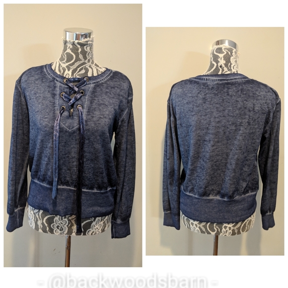 Wallflower Tops - Wallflower Top❤️ Gorgeous